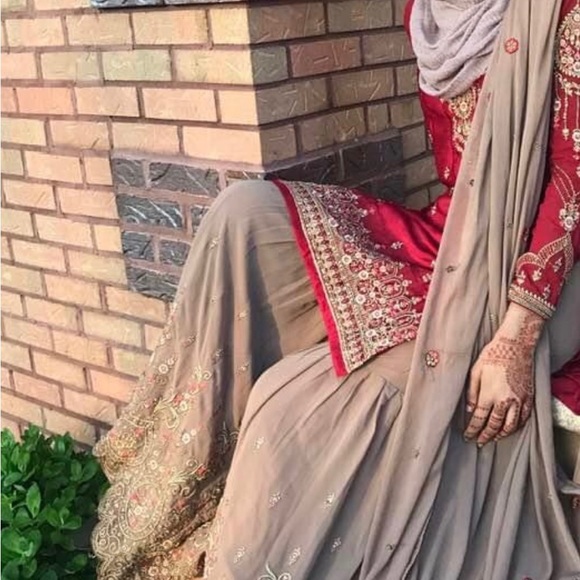 Fancy Pakistani Embellished Gharara Wedding Indian Party Wear Shalwar Kameez - Picture 3 of 11